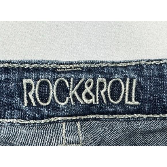 Rock & Roll Cowgirl Women's Relaxed Fit Riding Denim Jeans - Size 29x32 (32x30) - Picture 4 of 6